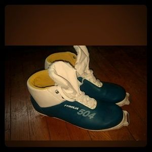 Vtg tyrolia cross country shoes mens 10